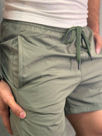 Short Poliamida Elastano Kingejoe Verde Militar
