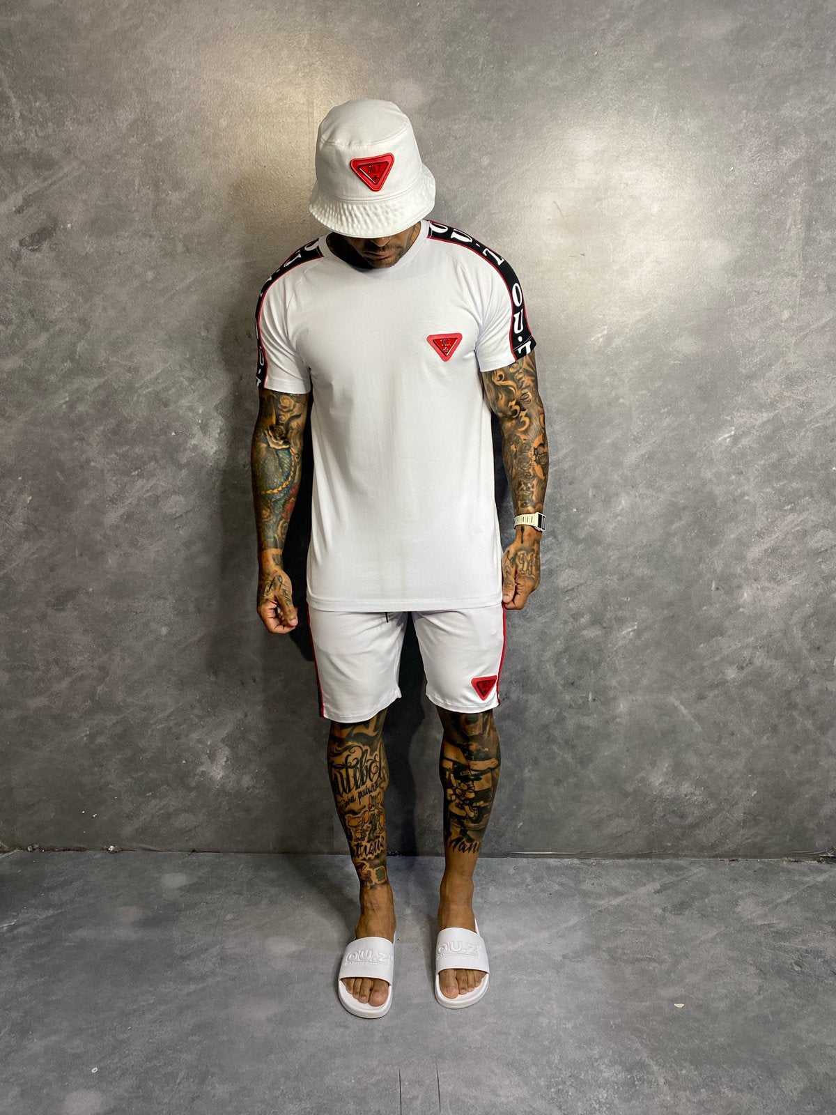 Conjunto Slim Camiseta E Shorts Branco