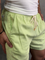 Short Linho Tradicional Kingejoe Verde Pistache